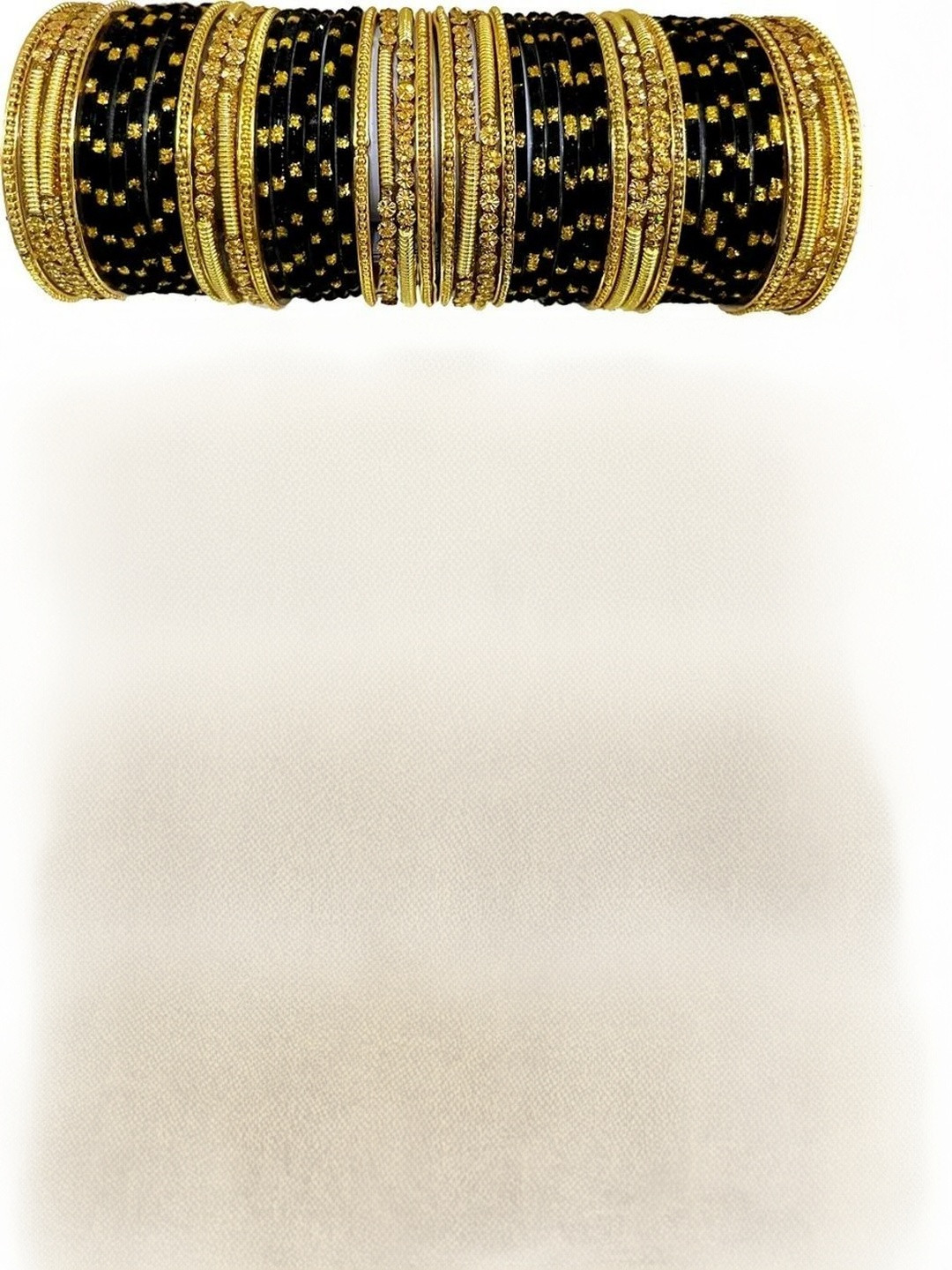 Shasmi Black Glass Artificial Stones & Beads Bangle