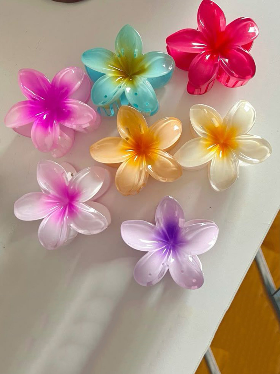 Elecsera Set of 7 Flower Design Clutchers