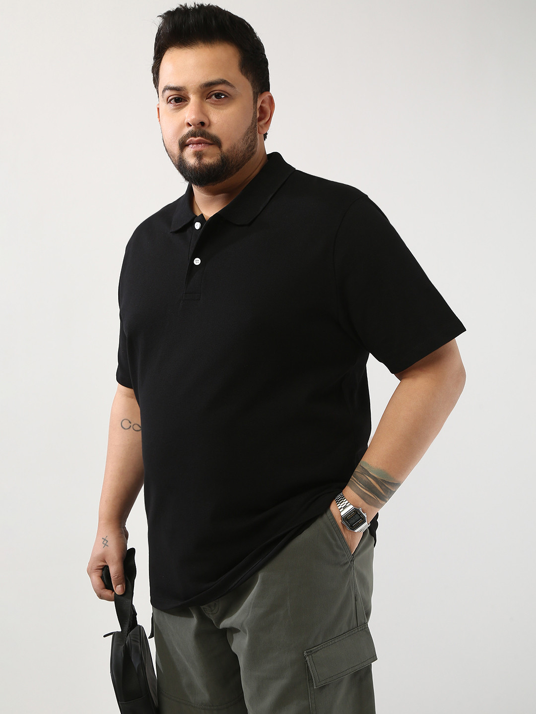 Urbano Plus Men's Black Solid Regular Fit Half Sleeve Cotton Polo T-Shirt