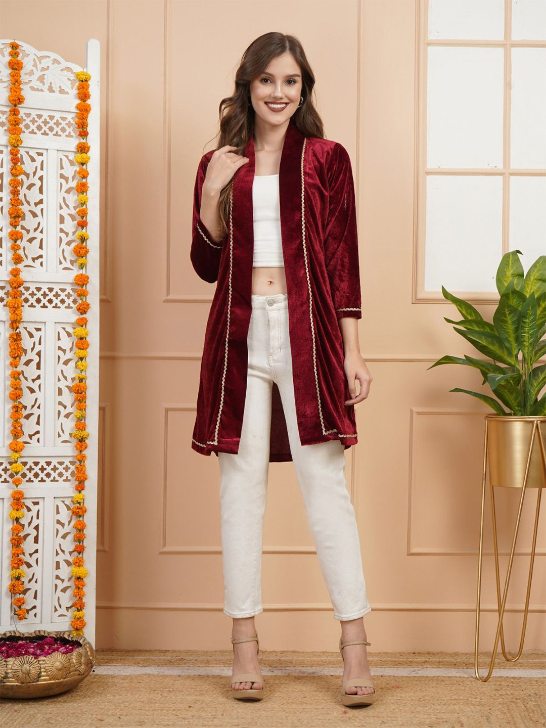 Dubai Collection Women Velvet Open Front Shrug