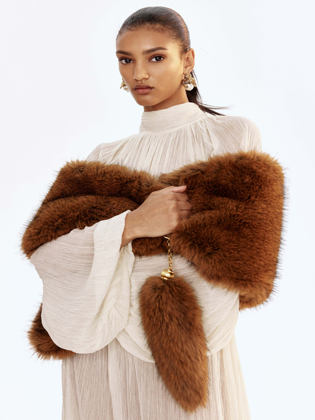 H&M Women Fluffy Scarf