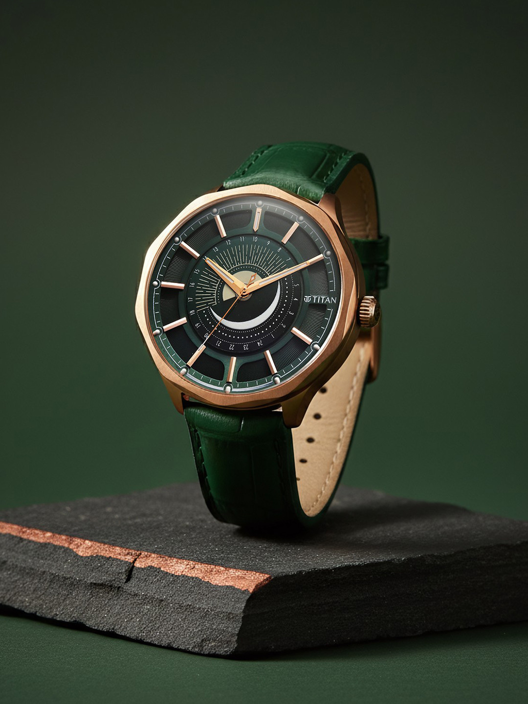 Titan Stellar Quartz Green Round Dial Men's Watch - 10028QL01