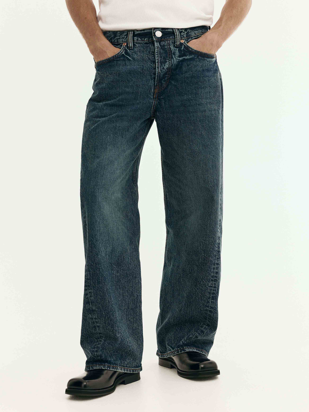H&M Loose Twisted Leg Jeans