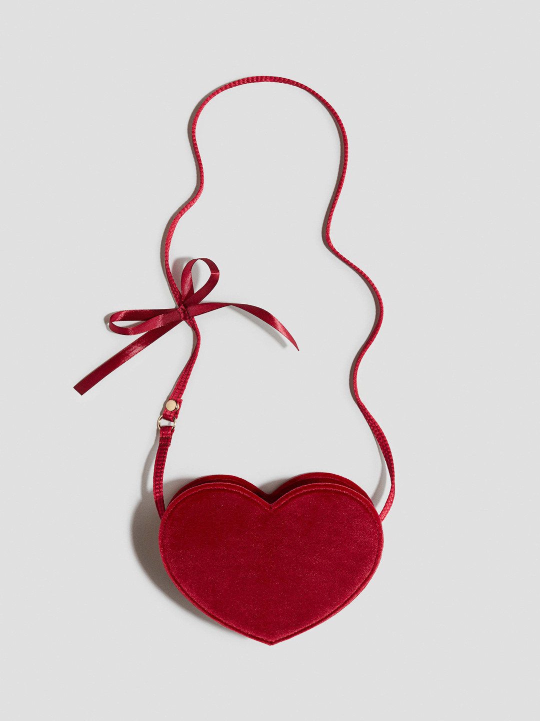 H&M Heart-Shaped Shoulder Bag