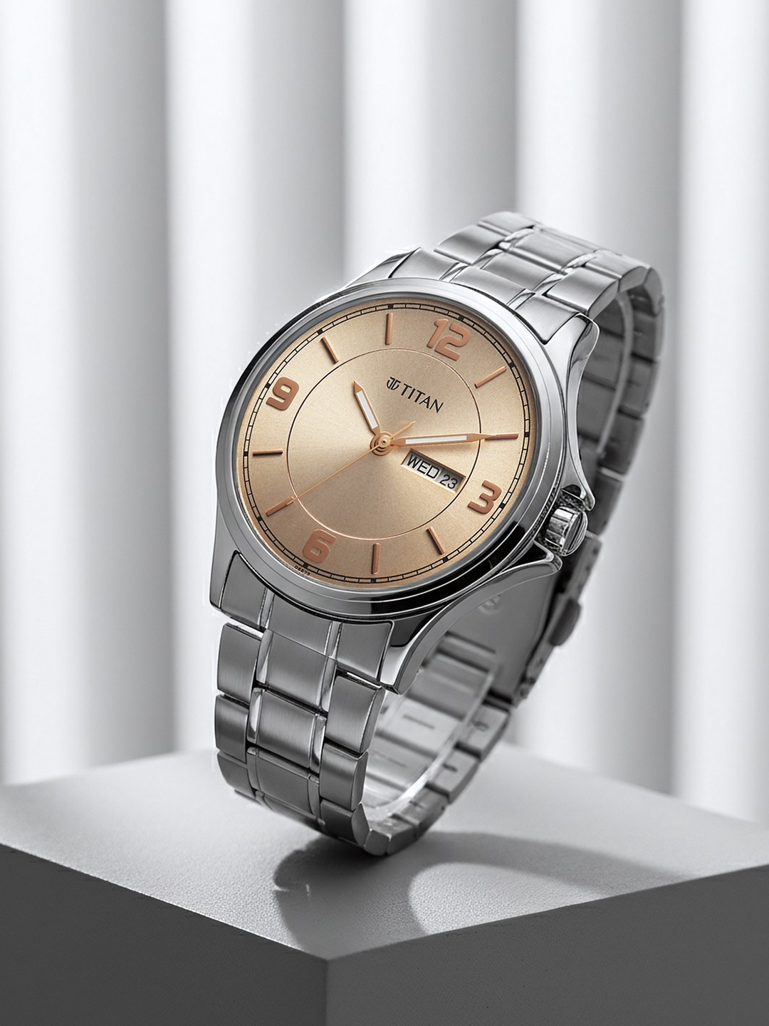 Titan Men Neo Arabic Quartz Beige Round Dial Watch - 1870SM06