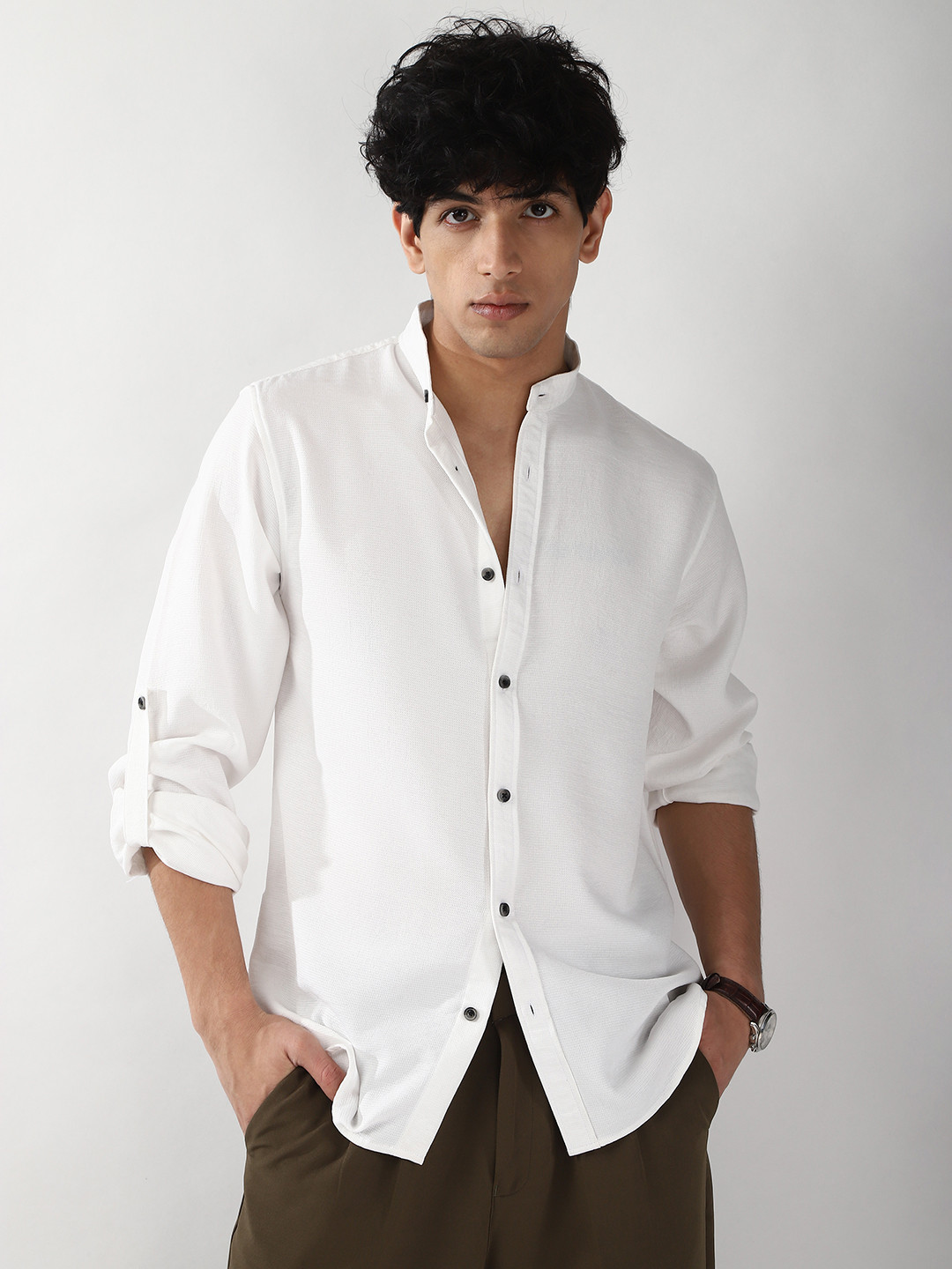 Urbano Fashion Men White Solid Linen Full Sleeve Relaxed Fit Mandarin Collar Casual Shirt