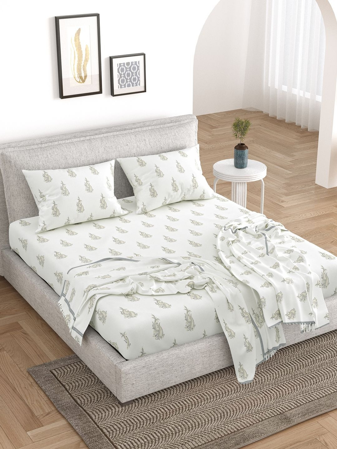 BELLA CASA Ethnic Motifs Cotton 5 Piece Double King Superfine Bedding Set