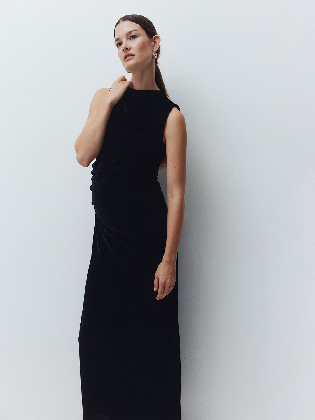 H&M MAMA Sleeveless Dress