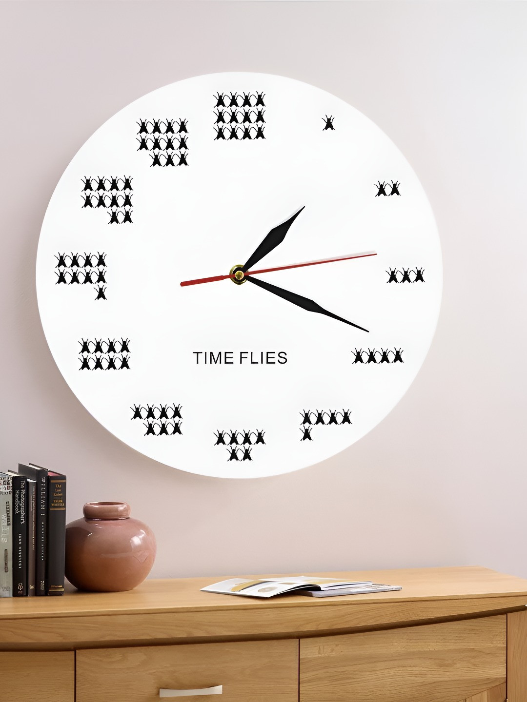 QEZNEF White Graphic Printed Round Shaped Analogue Contemporary Wooden Wall Clock