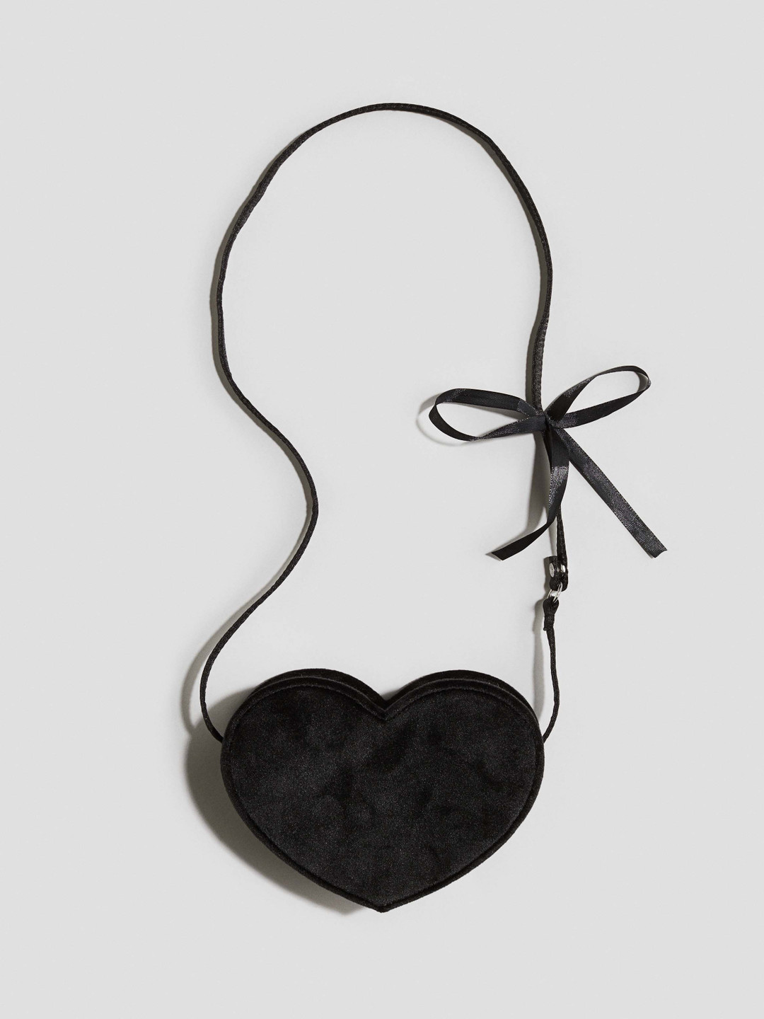 H&M Heart-Shaped Shoulder Bag