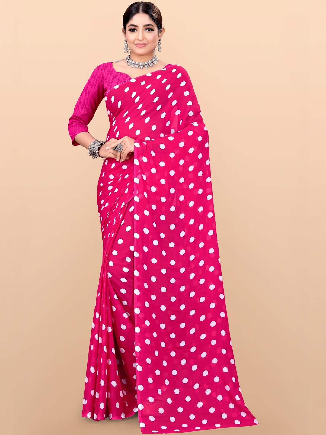 Vibhagyaa Polka Dot Poly Georgette Saree