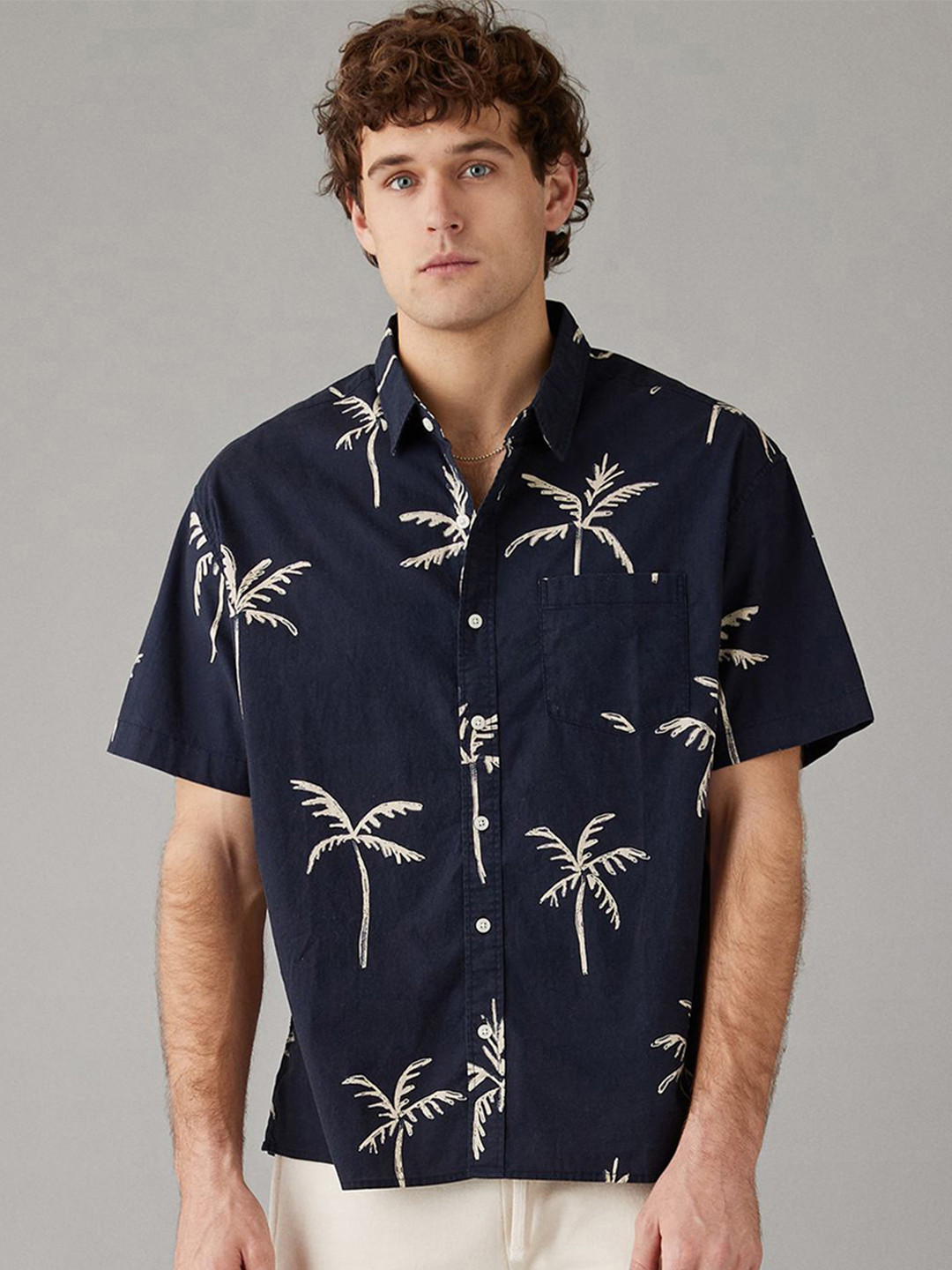 AMERICAN EAGLE OUTFITTERS Tropical Printed Casual Shirt