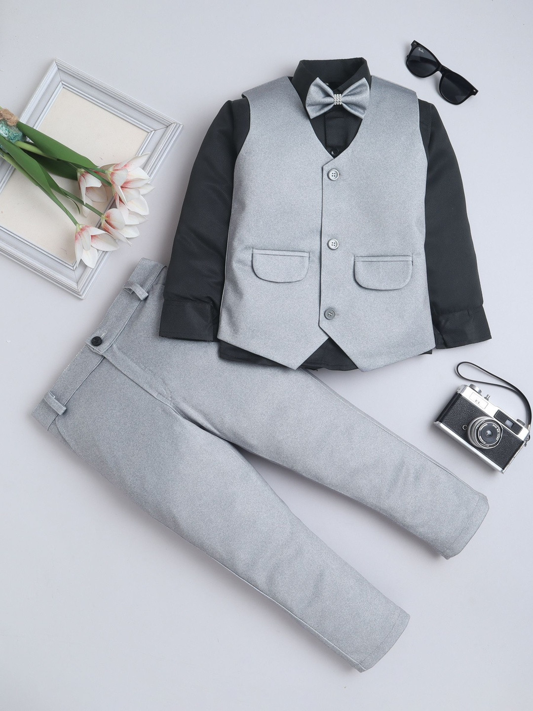 BAESD Boys Single-Breasted Three-Piece Waistcoat and Trousers Suit With Bow