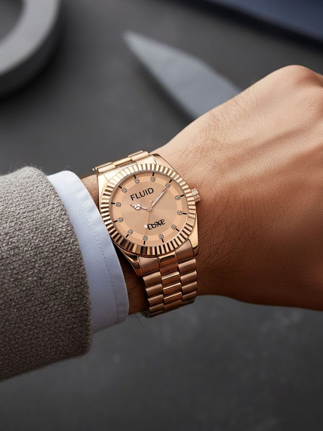 FLUID Men Embellished Dial & Stainless Steel Straps Analogue Watch FL-Karthik-0498-RG