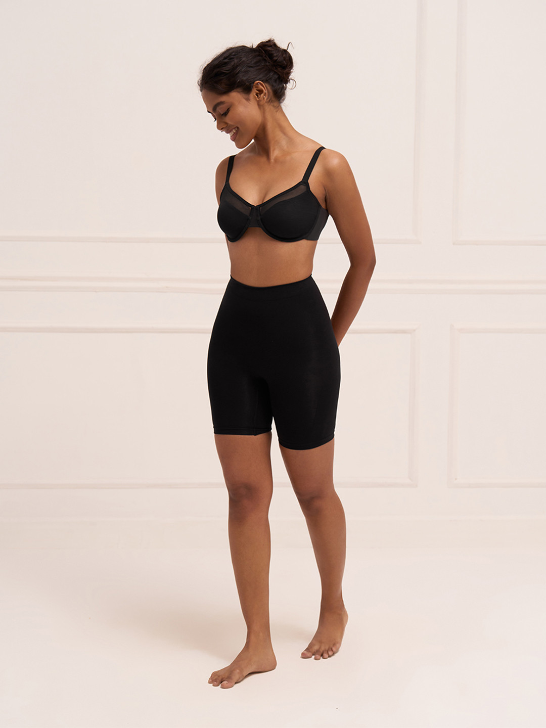 Underneat Women Seamless Mid Waist Butt Lifting Body Shaper Shorts