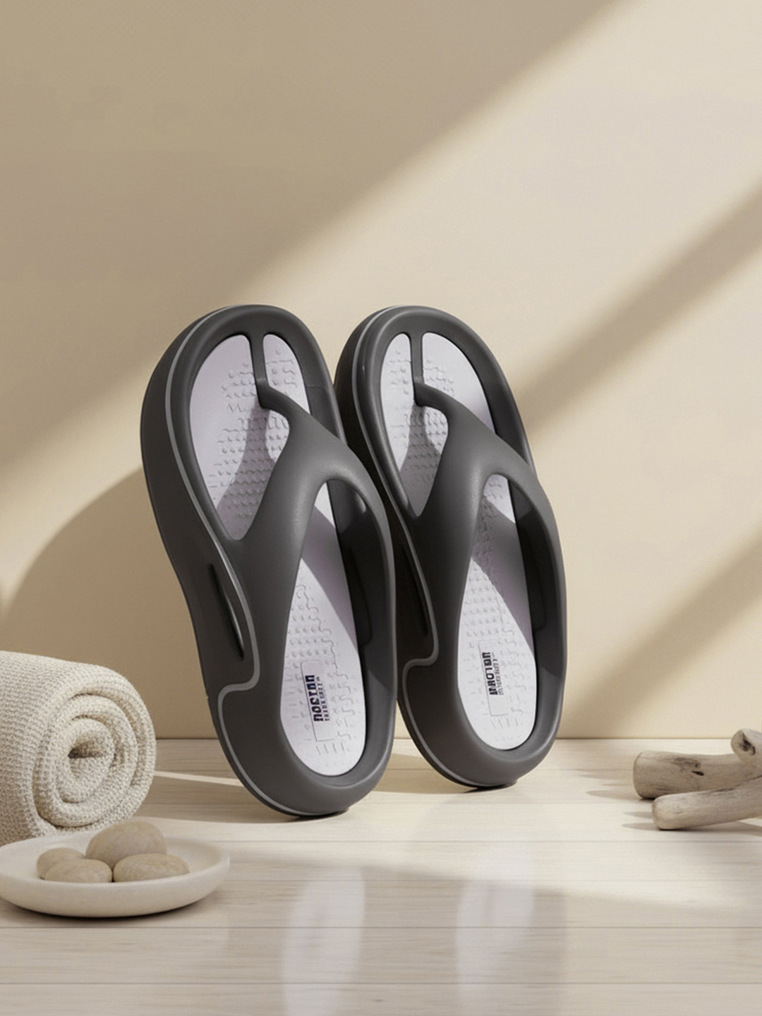 DOCTOR EXTRA SOFT Men Comfort V-Shape Thong Flip-Flops