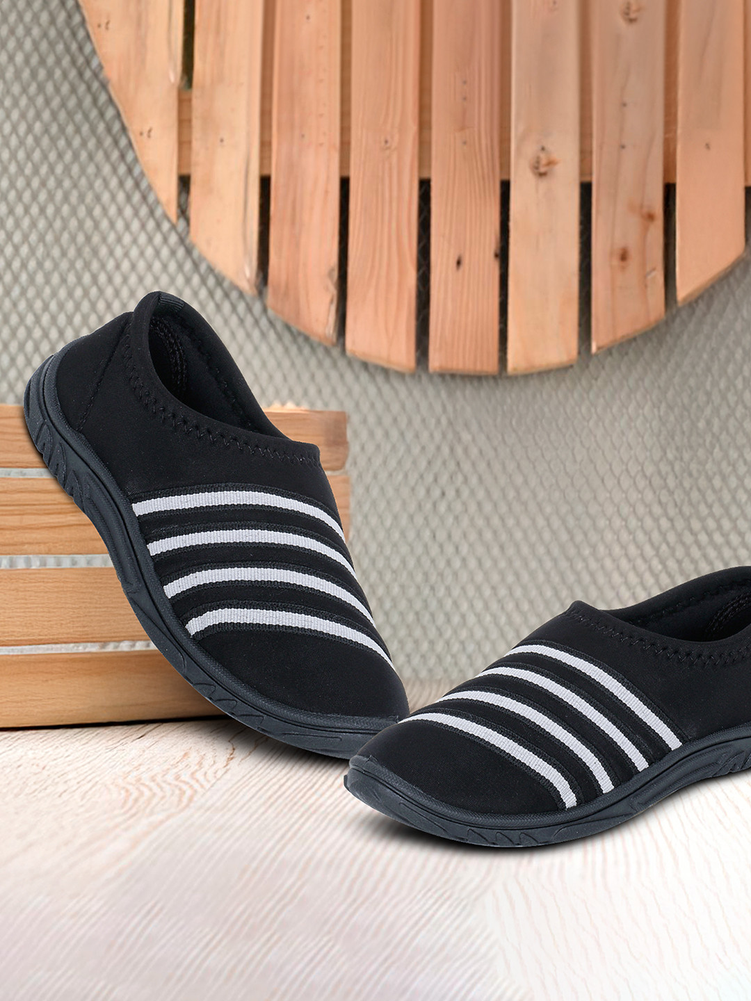 DOCTOR EXTRA SOFT Women Canvas Walking Memory Foam Shoes