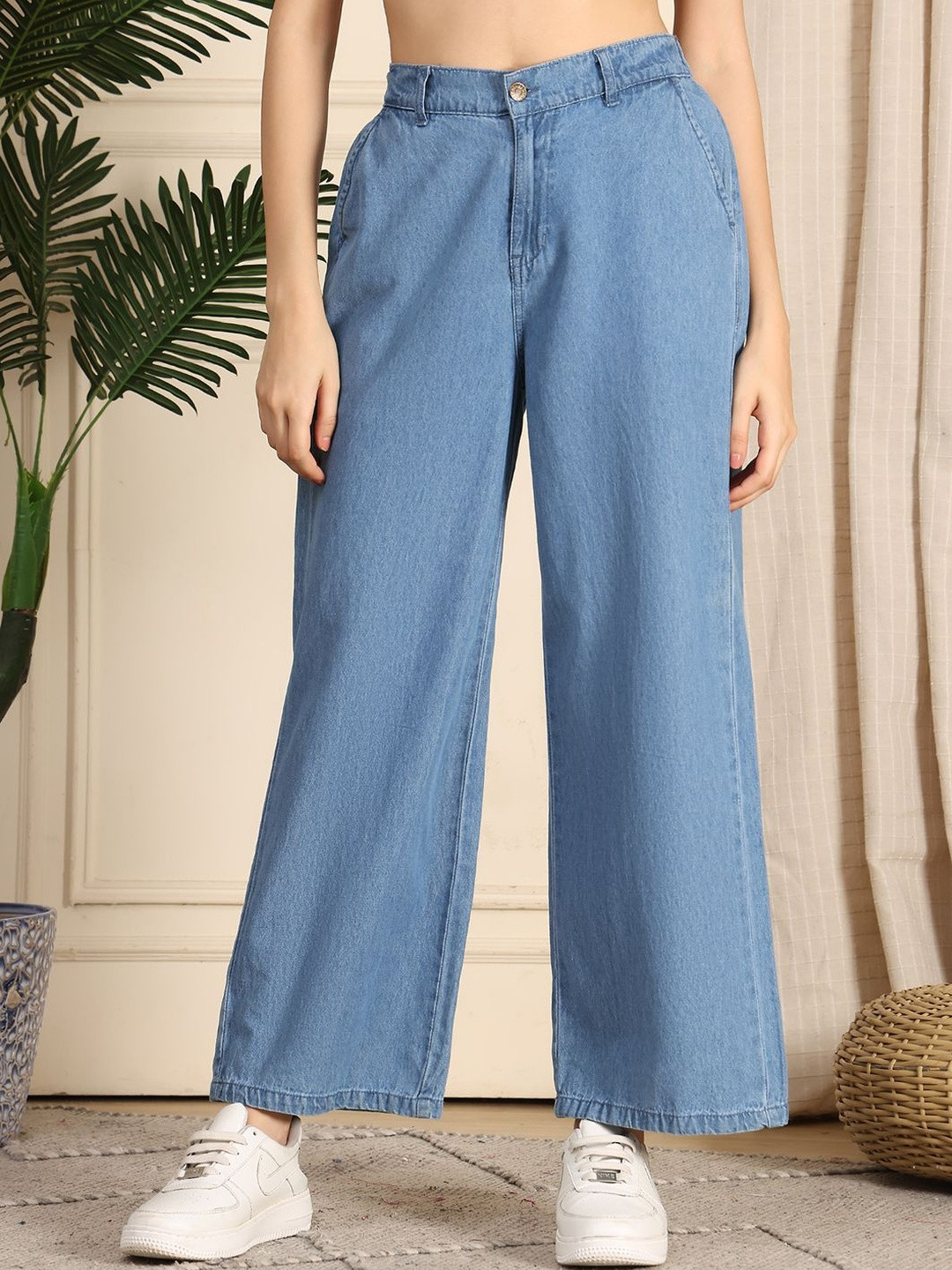 Mast & Harbour Women Relaxed Straight Leg Loose Fit High-Rise Easy Wash Trousers