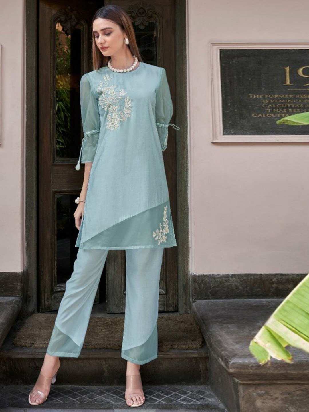 AUTUMN LANE Women Blue Ethnic Motifs Embroidered Thread Work Kurta with Trousers