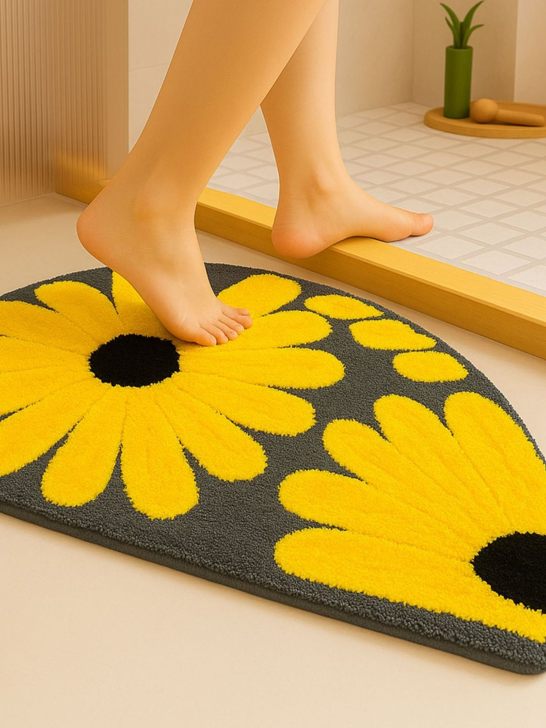 bsb home Black & Yellow Patterned 2000 GSM Anti-Skid Microfiber Bath Rugs