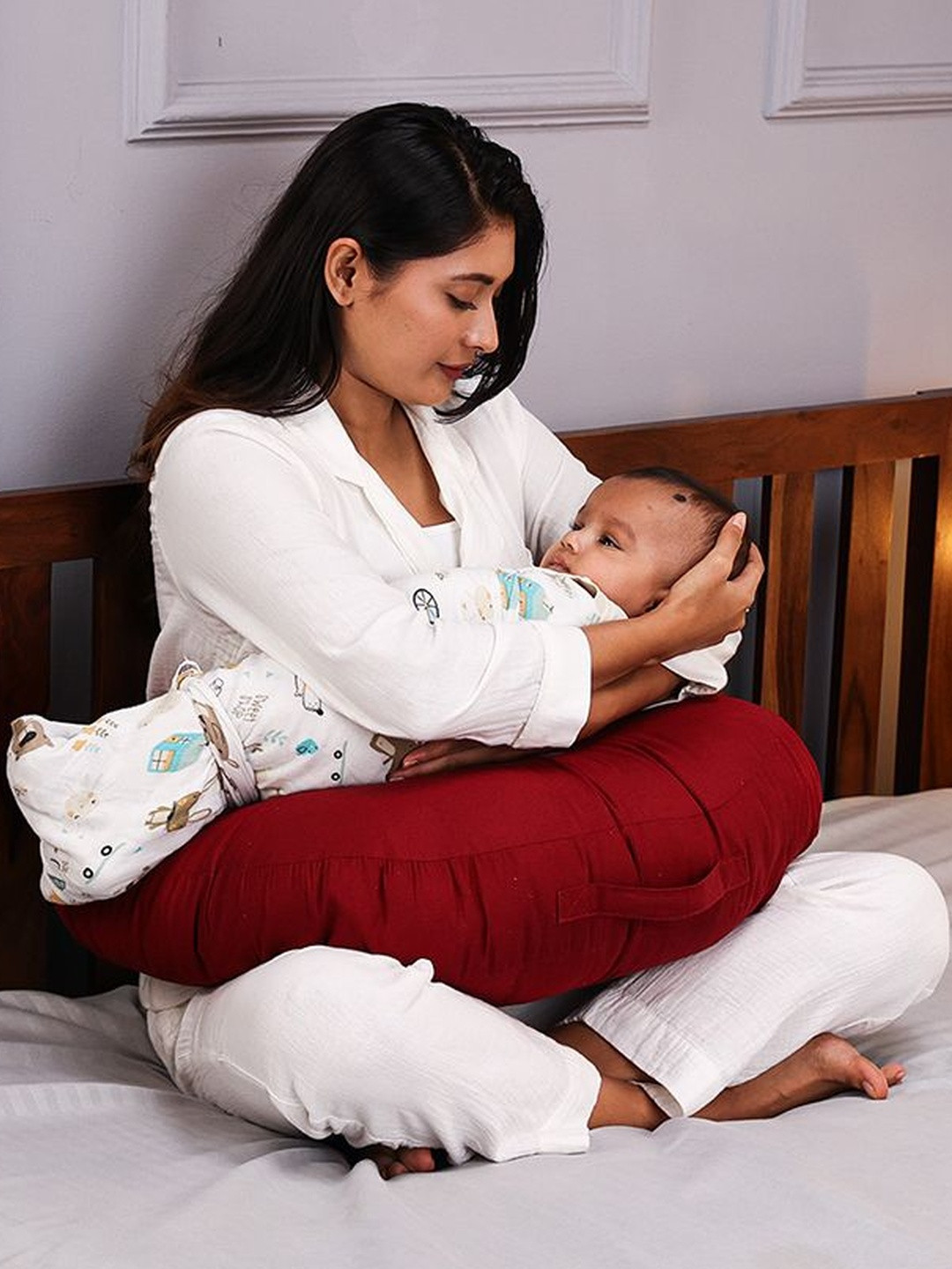 Sleepstore Red Fibre Filled Cotton Maternity Feeder Pillow