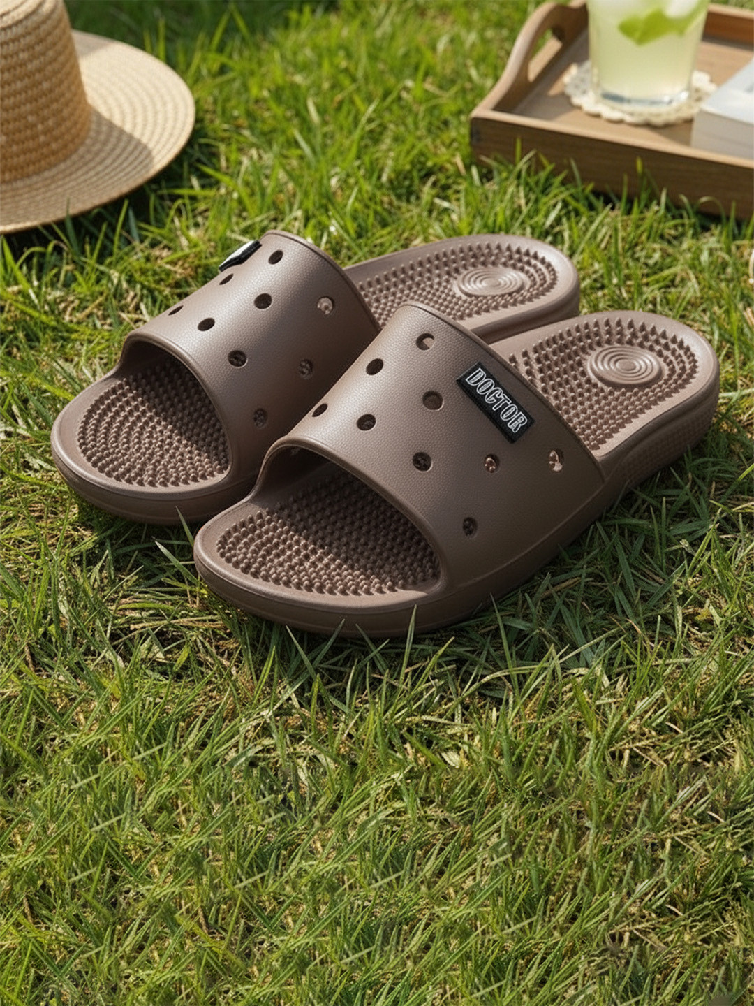 DOCTOR EXTRA SOFT Men Accu Casual Sliders