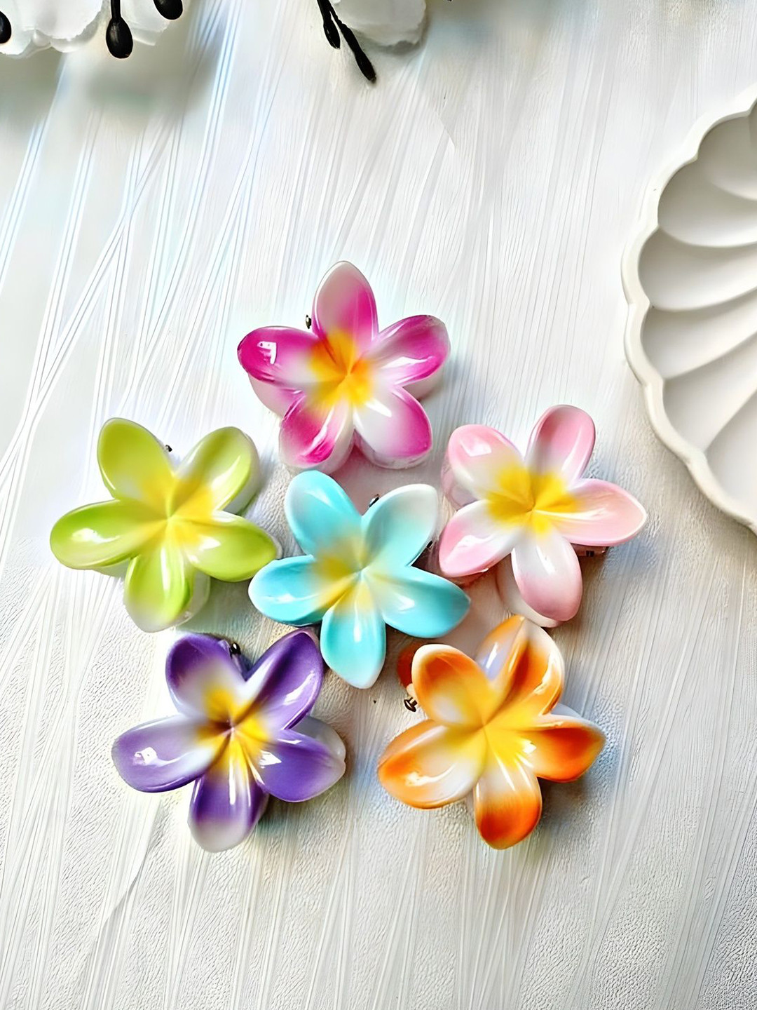 Elecsera Set of 6 Flower Design Hair Claw Clip