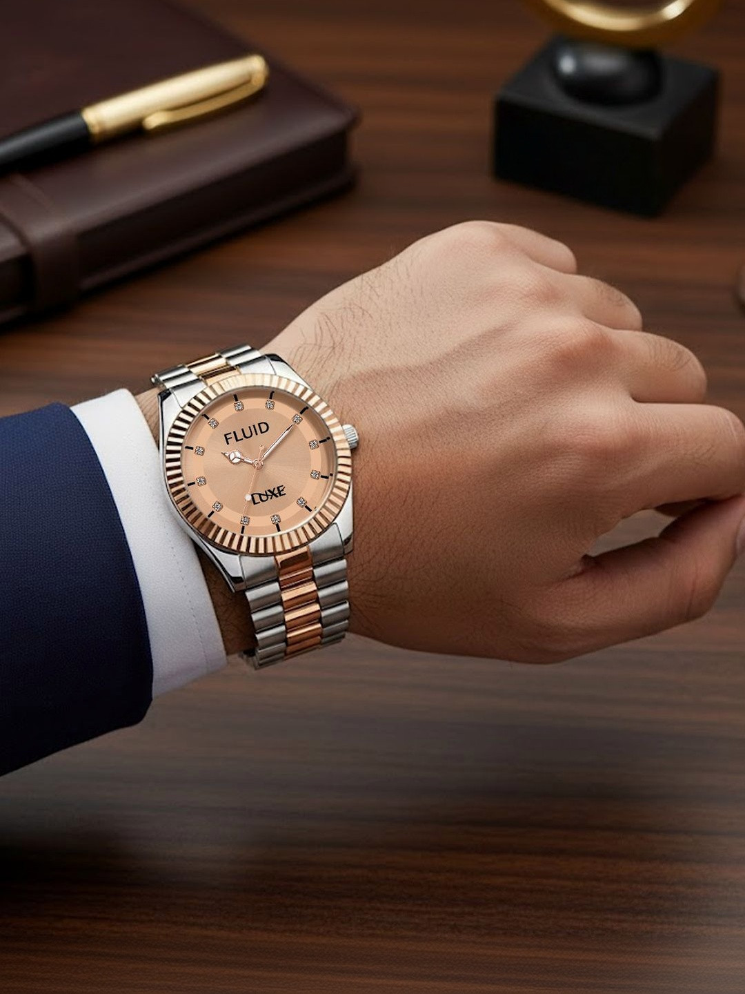 FLUID Men Embellished Dial & Stainless Steel Straps Analogue Watch FL-Ayaan-0497-RG