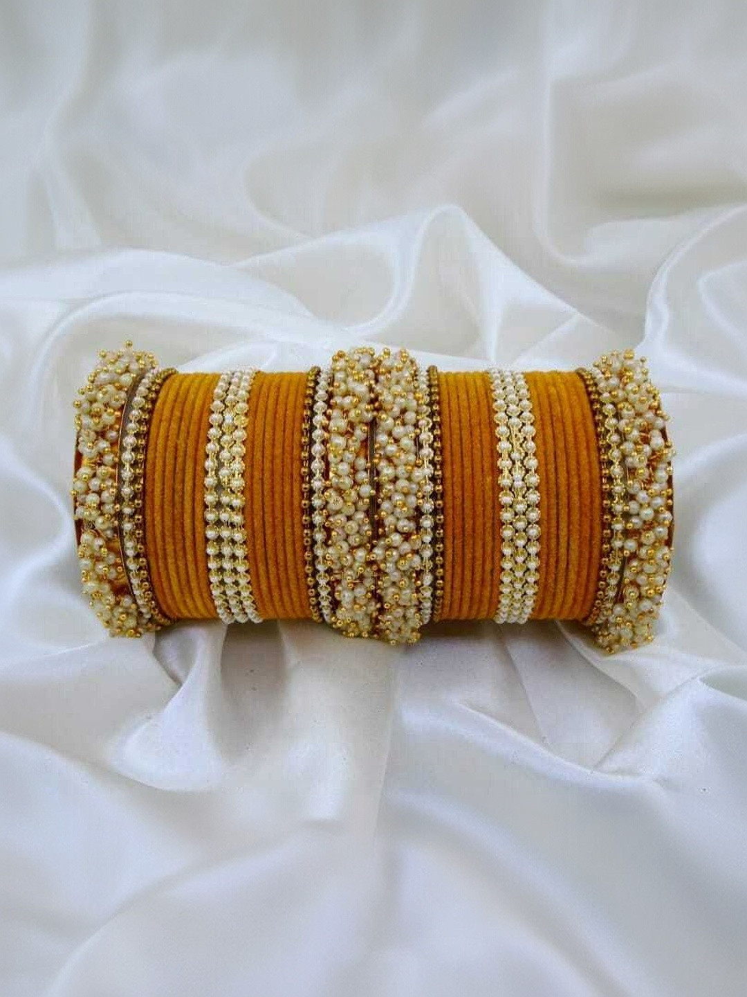 poshing Yellow Glass Artificial Stones & Beads Bangles