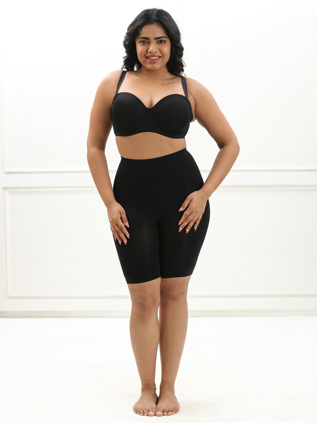 Underneat Classic Series Mid Waist Butt Lifting Shorts