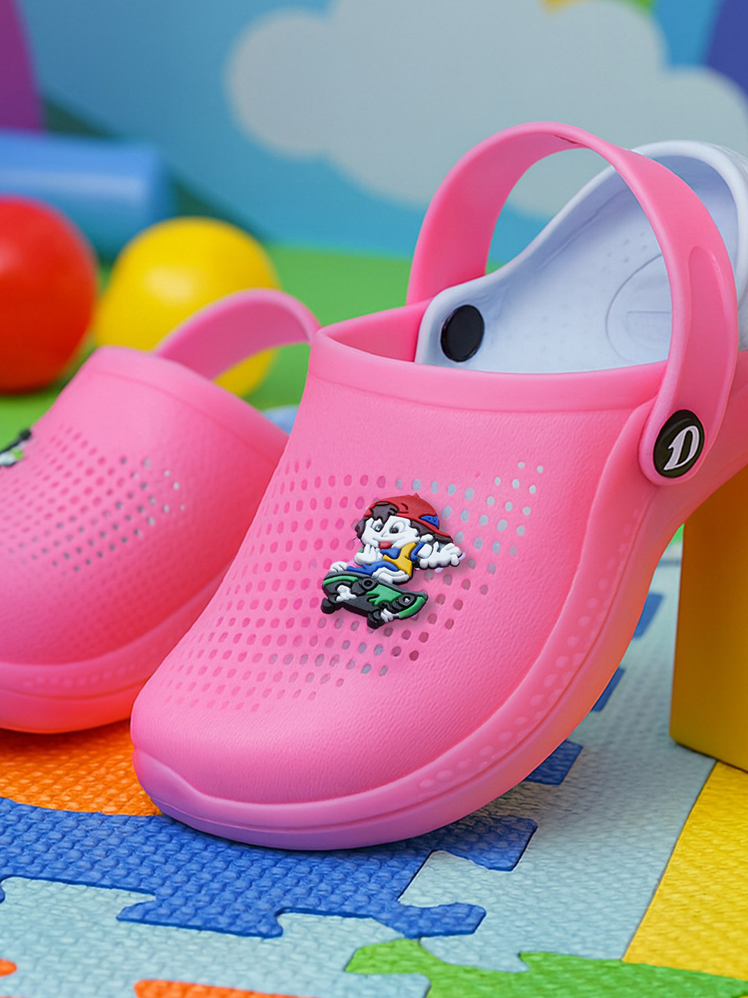 DOCTOR EXTRA SOFT Kids Monsoon Self Design Clogs