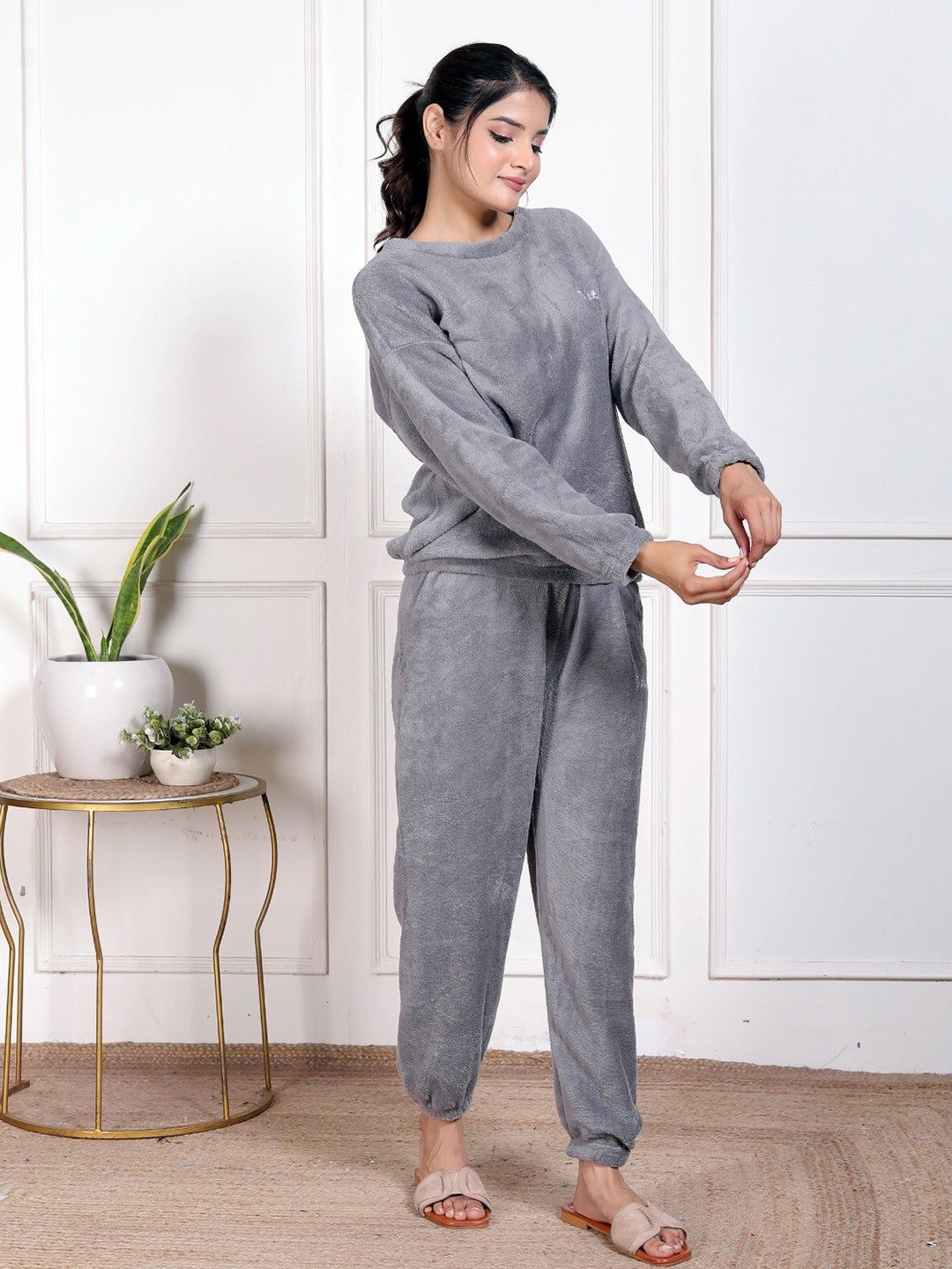 GRX Women Pure Wool Co-Ords