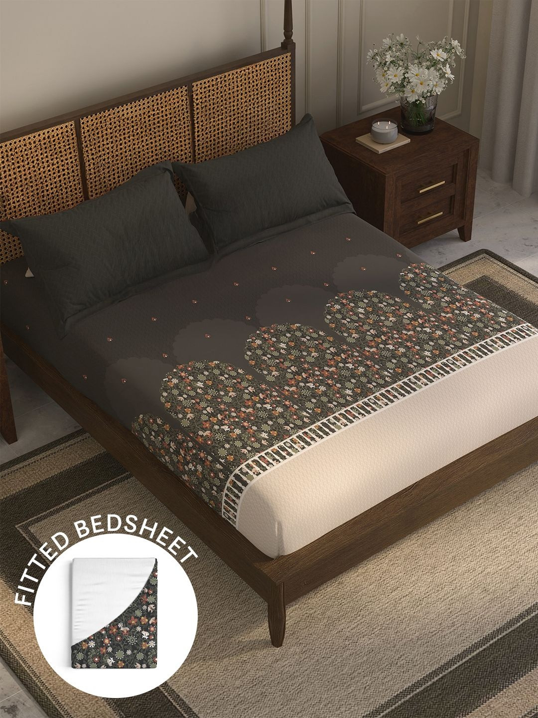 MYTRIDENT Black Floral 144 TC King Bedsheet with 2 Pillow Covers