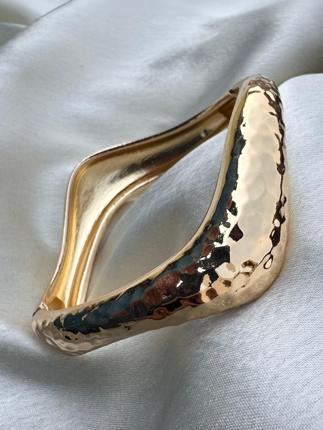 CLEO BE BOLD BE YOU Women Gold-Plated Bangle-Style Bracelet