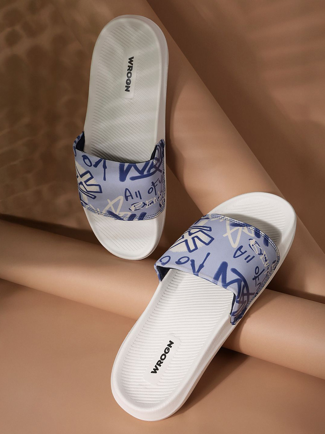 WROGN Men Printed Sliders