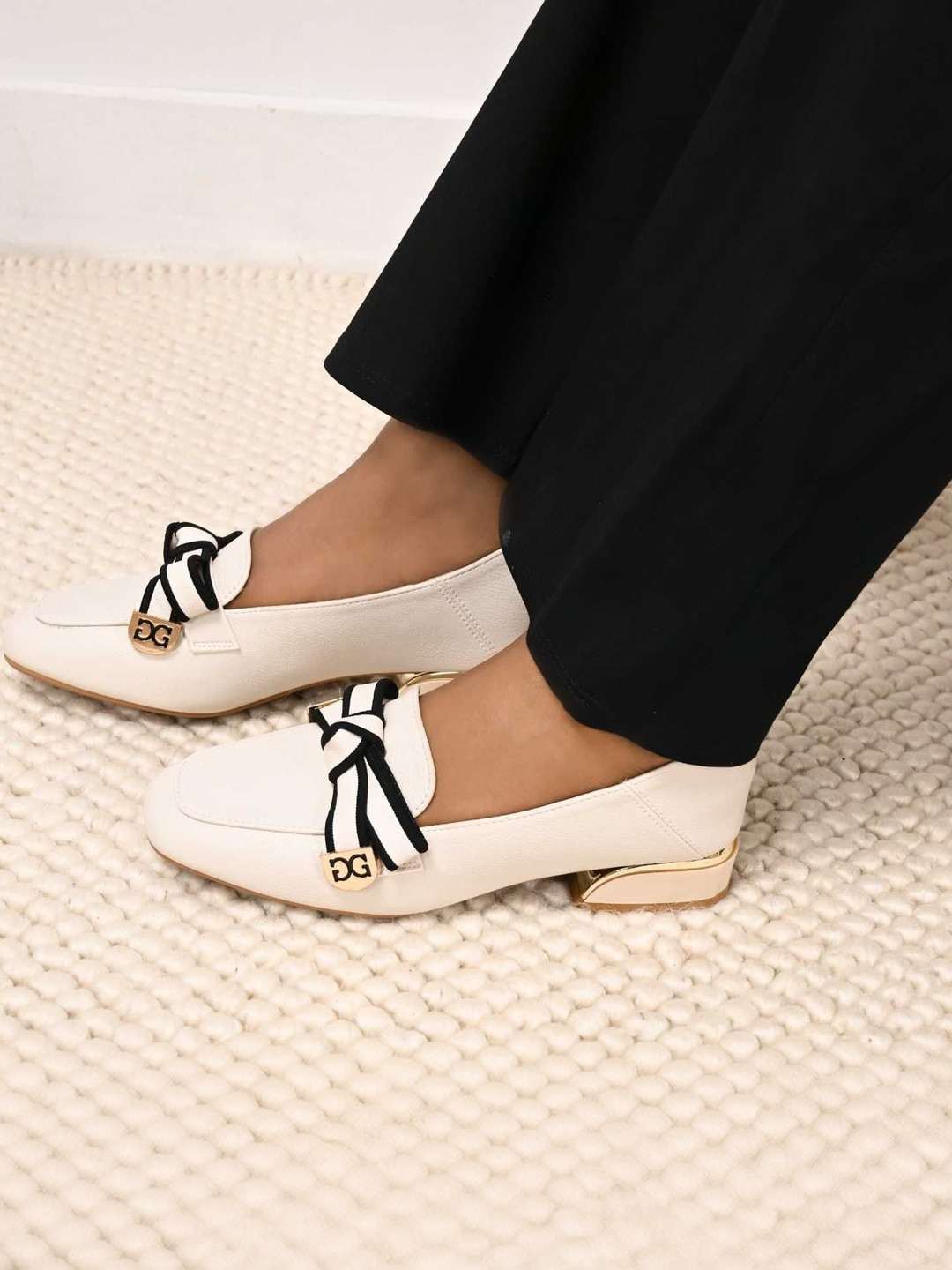 San Marino by Shoe Bank Block Pumps with Bows