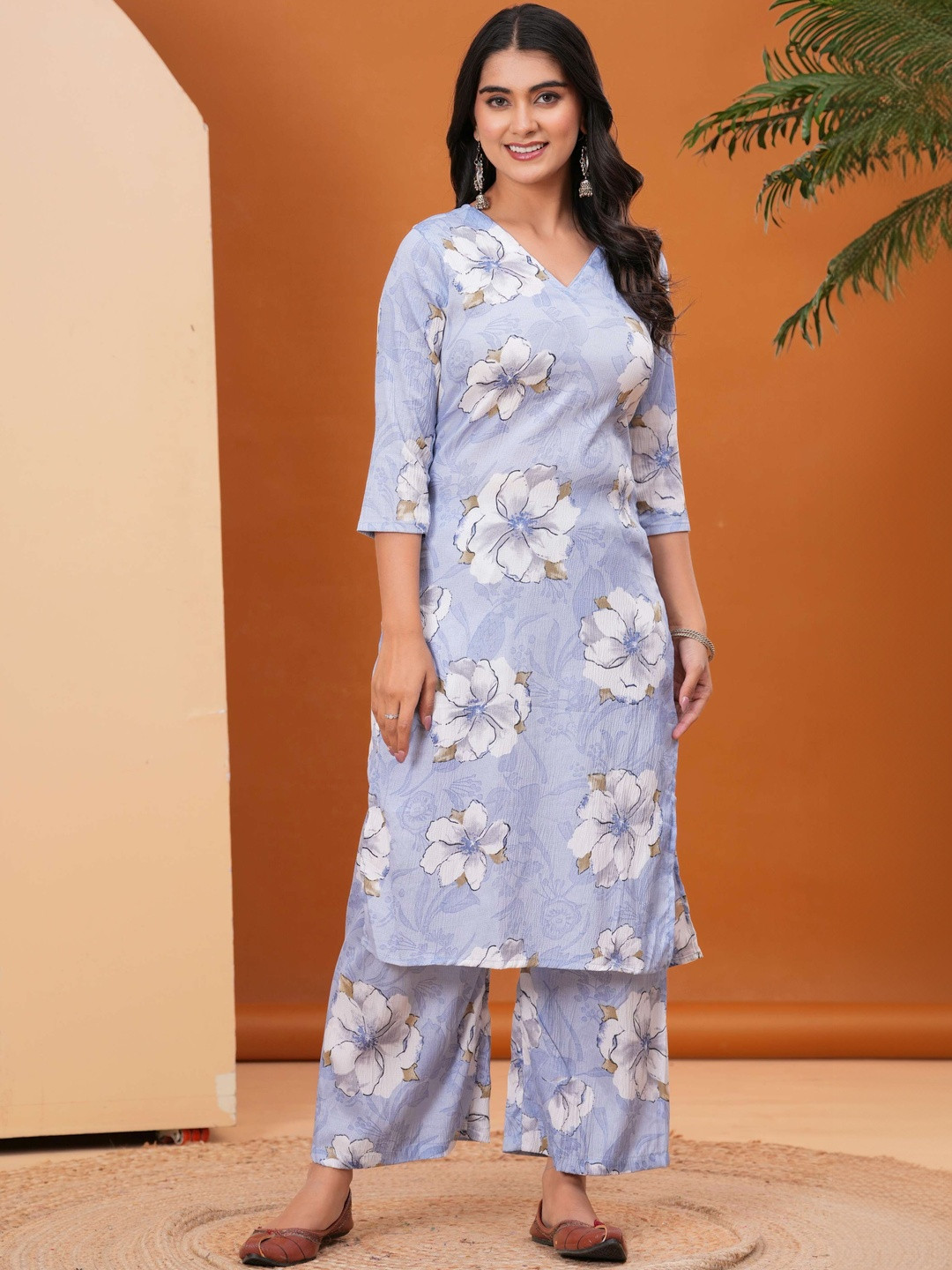 HEARTLOOM Women Floral Printed Regular Kurta & Plazzos