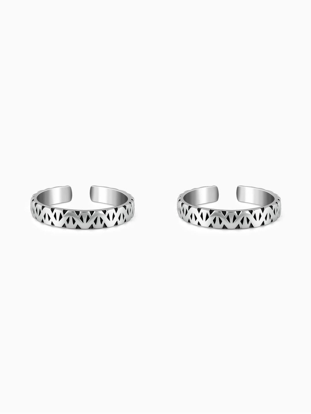 GIVA Women Oxidised Silver Vanshika Toe Rings