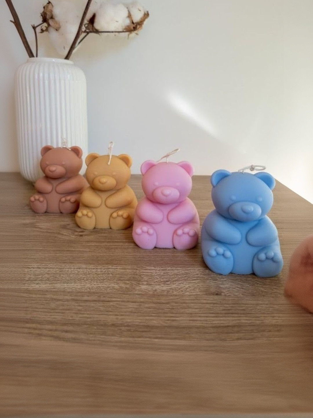 Dainty Little Shop Brown & Cream-Coloured 1 pieces Core Candle