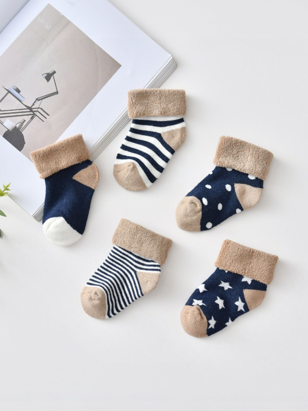 MumsLap Kids Pack Of 5 Patterned Cotton Ankle length Socks