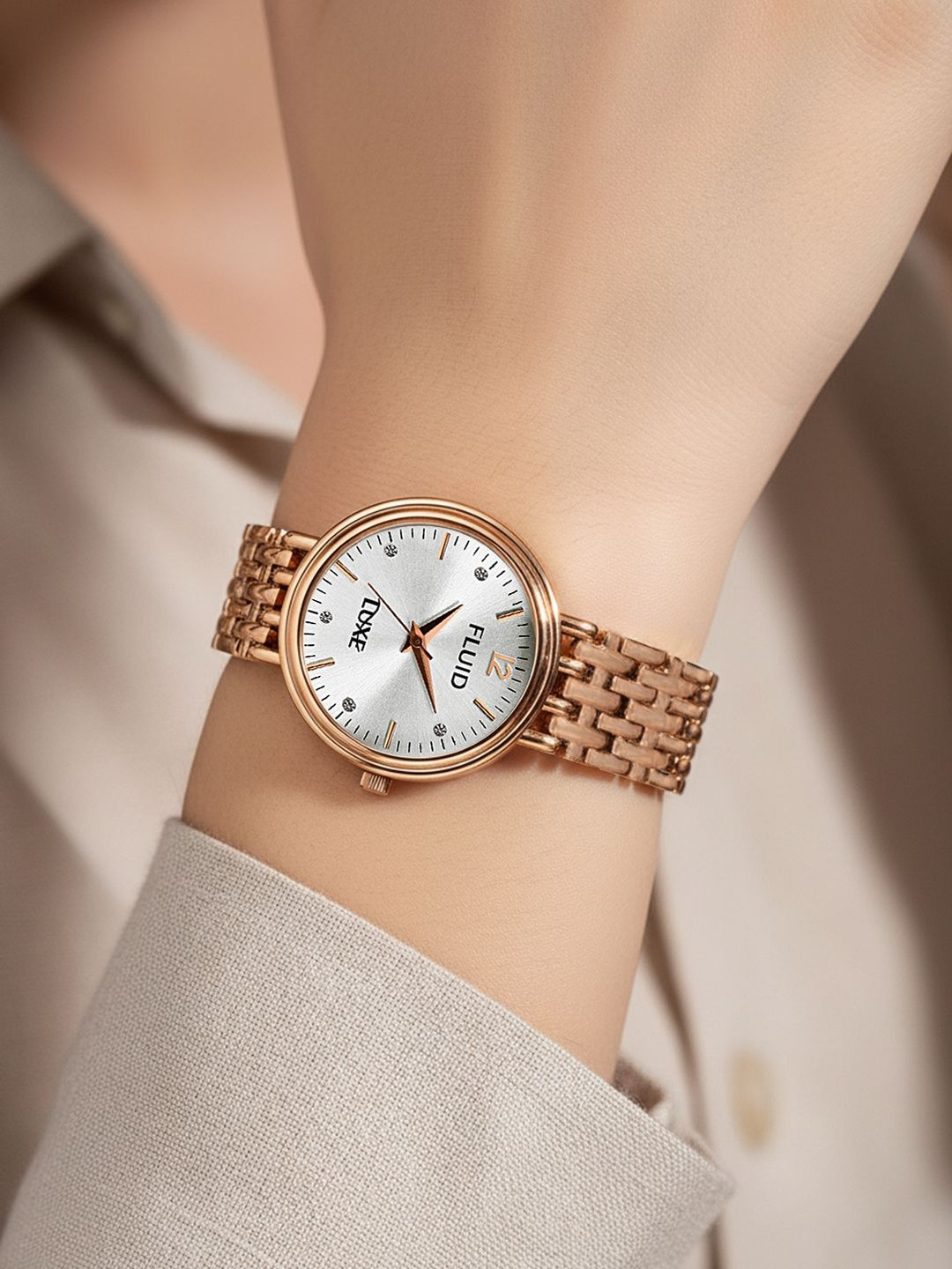 FLUID Women Brass Embellished Dial & Bracelet Style Straps Analogue Watch FL-Tanushree-705-WH