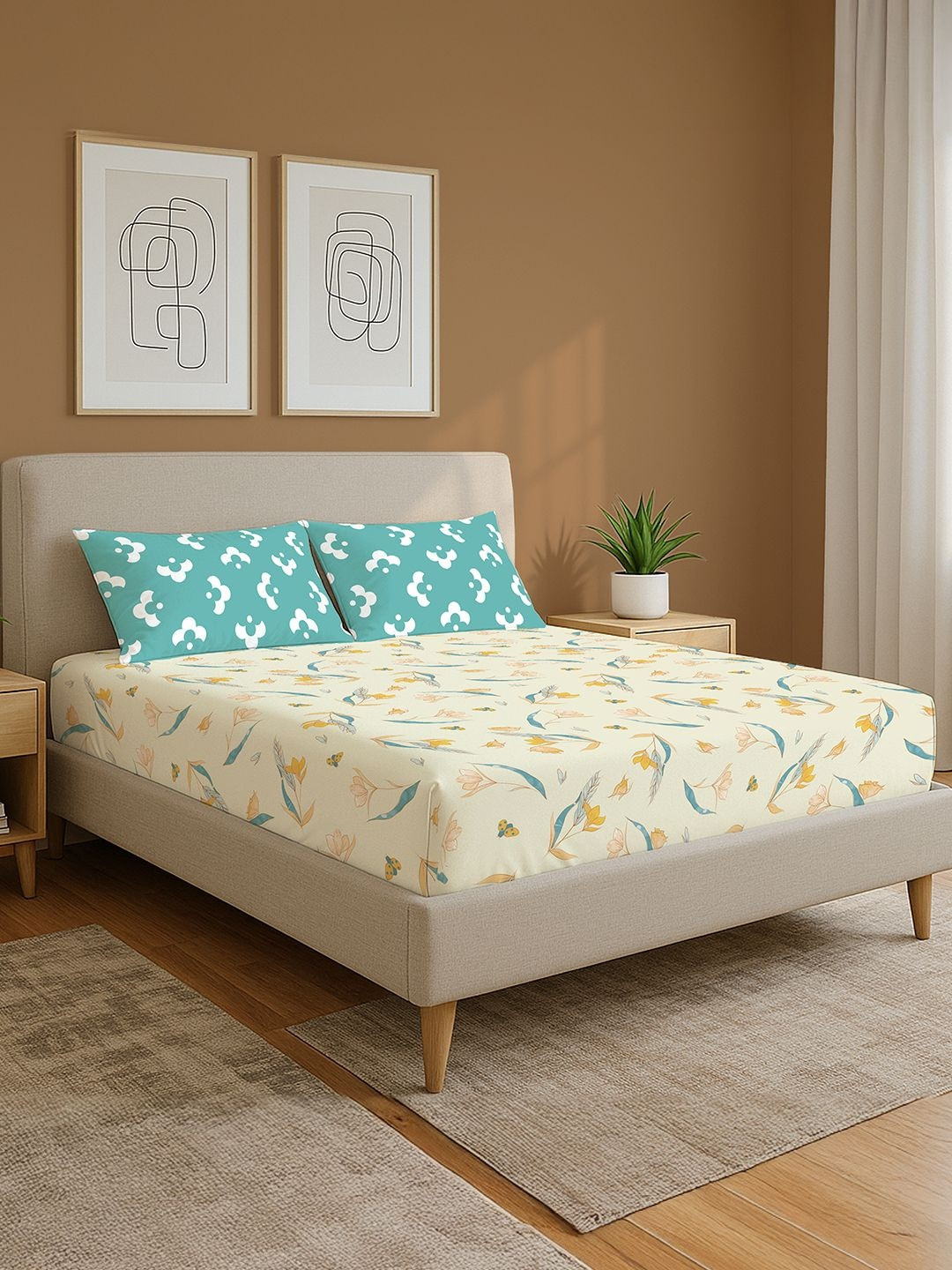 URBAN SPACE Cream-Coloured & Orange Floral 144 TC Queen Bedsheet with 2 Pillow Covers