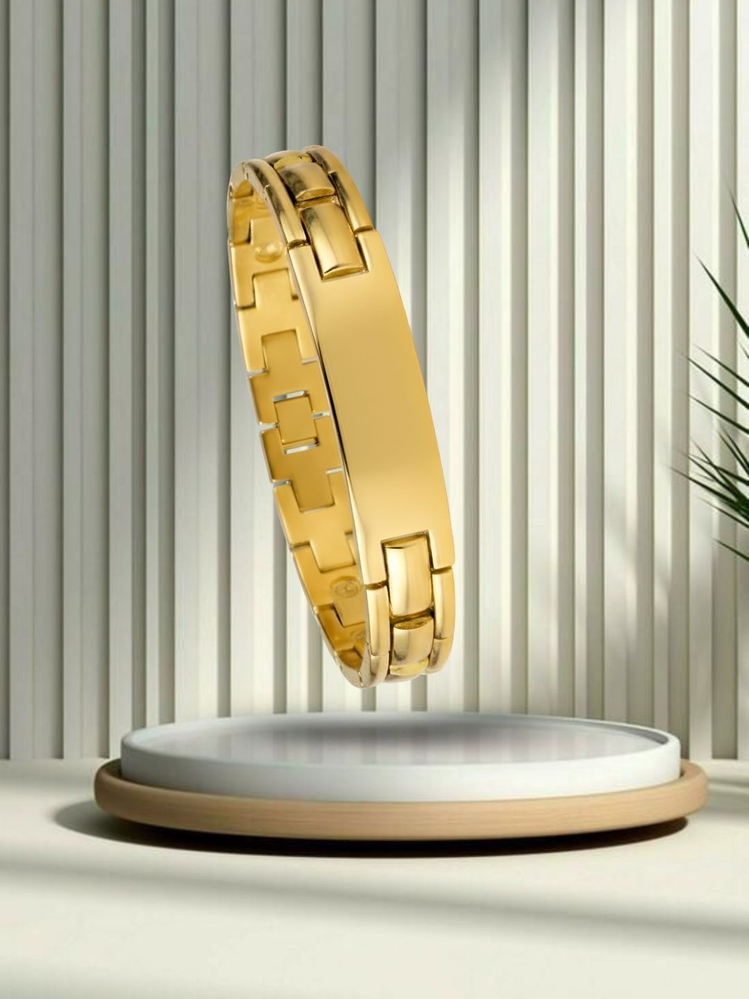 Jewelry Miguel Antique Gold-Plated Link Bracelet