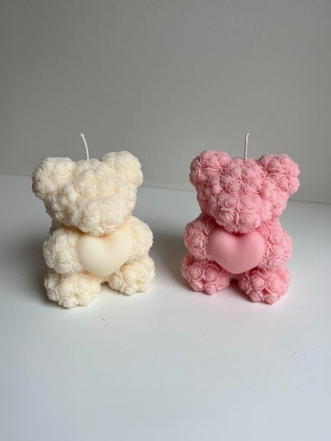 Dainty Little Shop White & Pink 2 pieces Core Candle