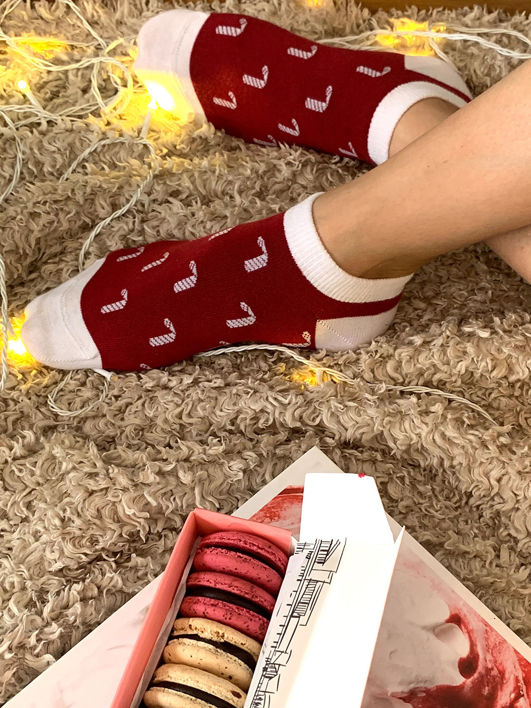 Mint & Oak Women Maroon & White Patterned Ankle Length Socks