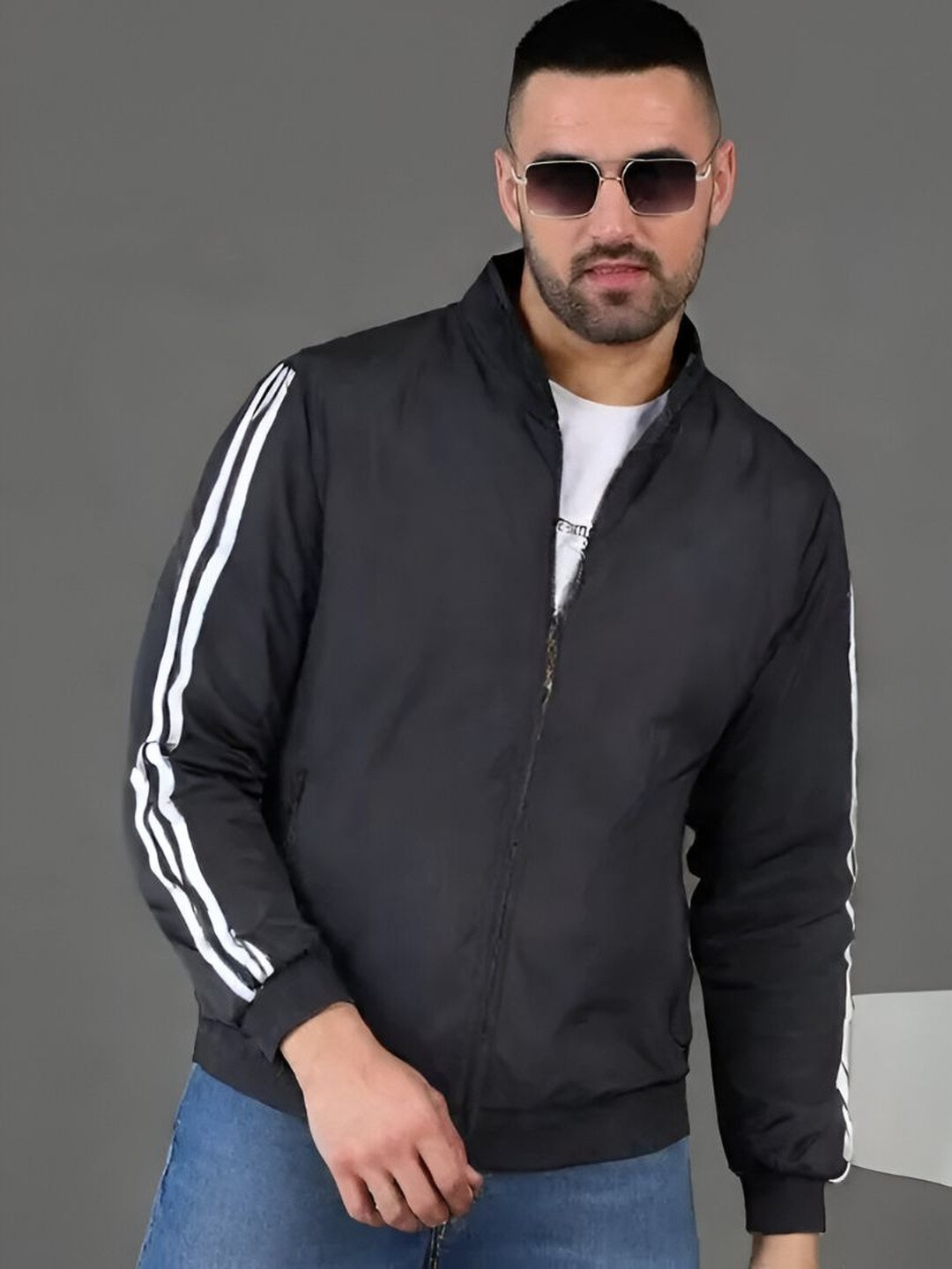 CLASSY VOUGE Stand Collar Colourblocked Lightweight Sporty Jacket