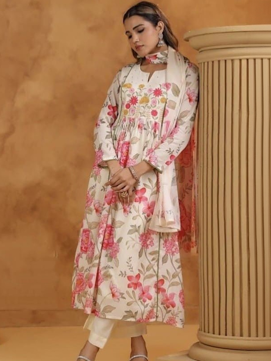 ANYA GALLERY ART Floral Print A-Line Maxi Dress