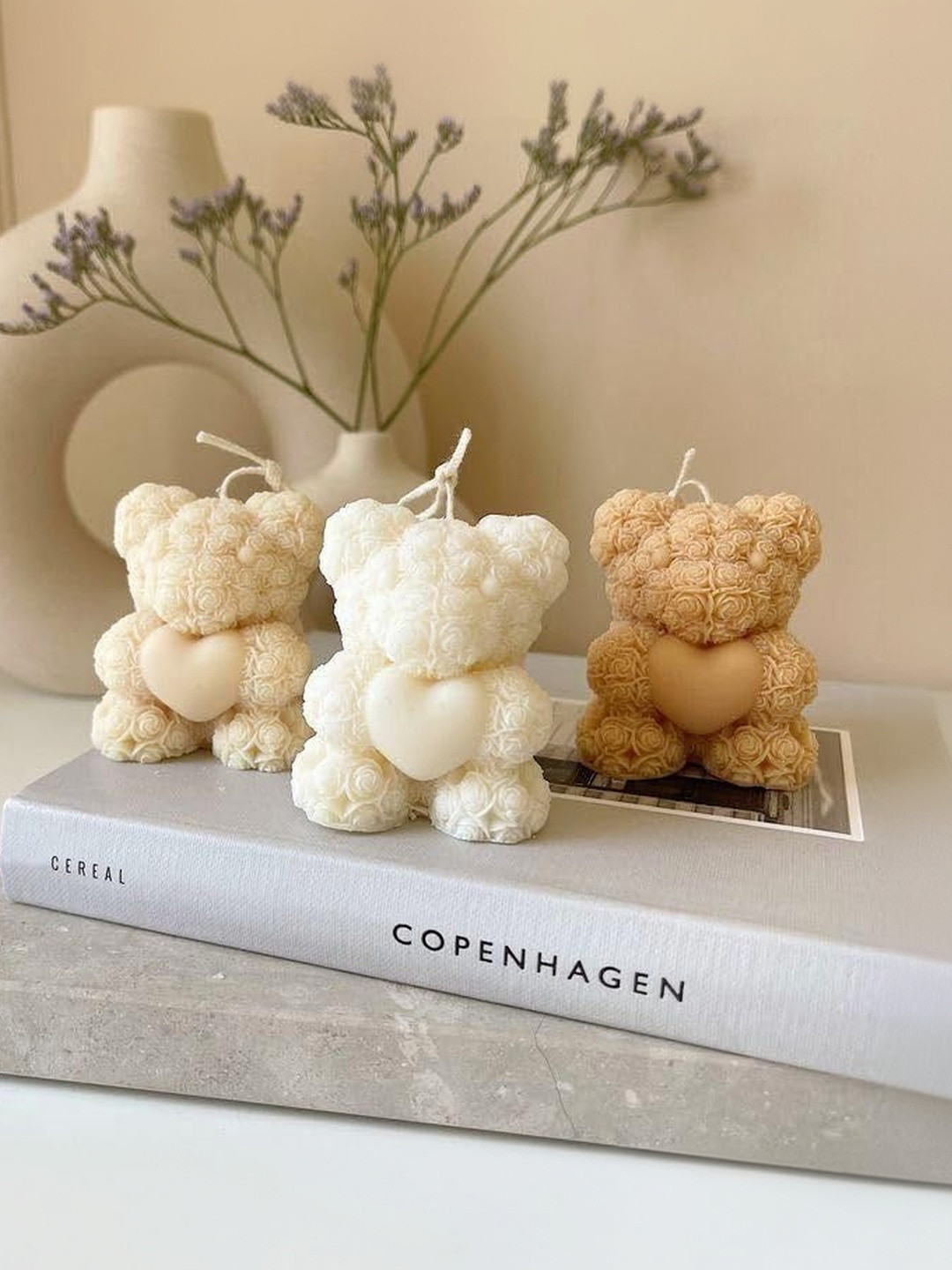 Dainty Little Shop Brown & Cream-Coloured 1 pieces Core Candle