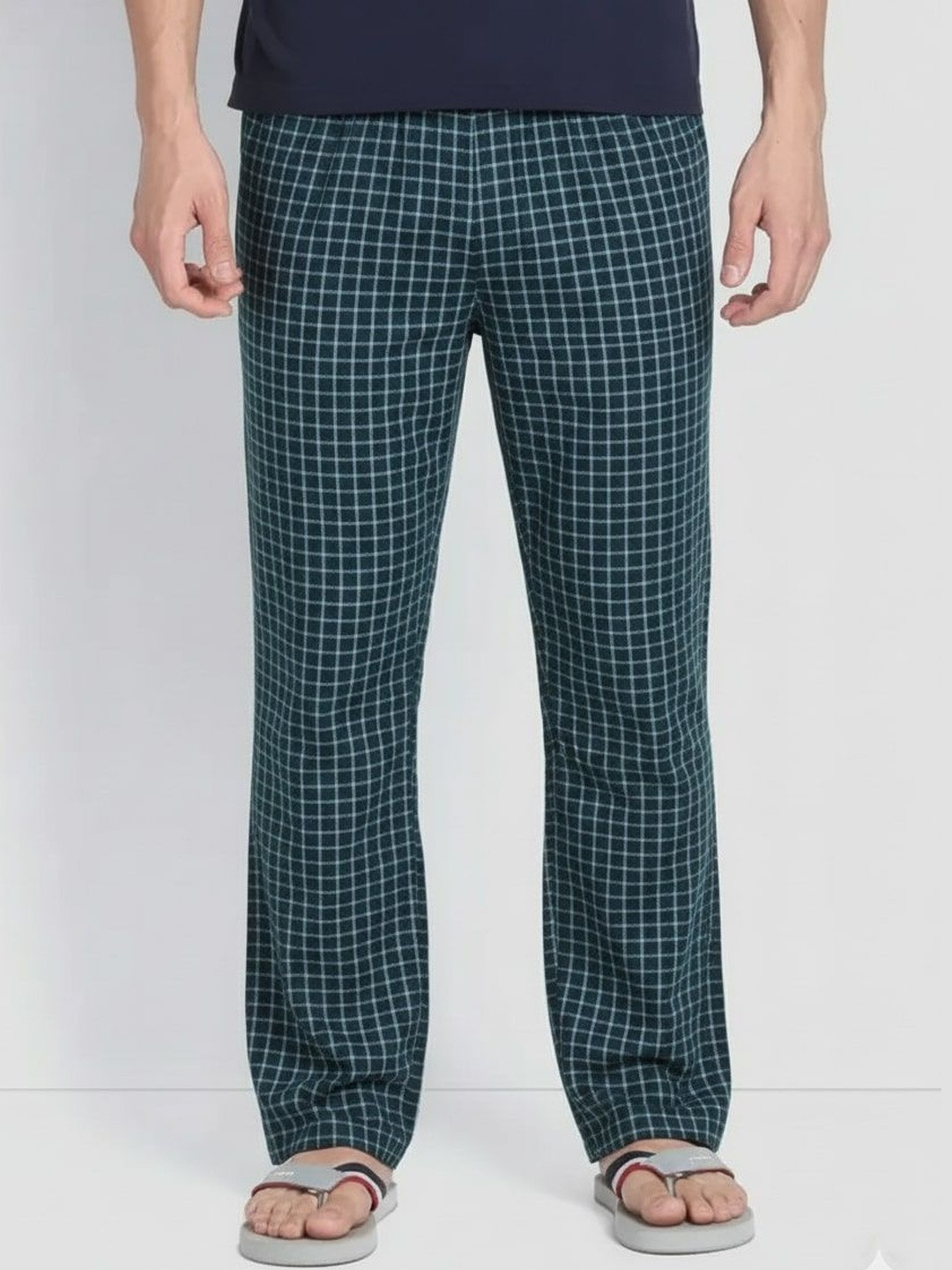 DIGITAL SHOPEE Men Checked Cotton Mid-Rise Inner Elastic Lounge Pants