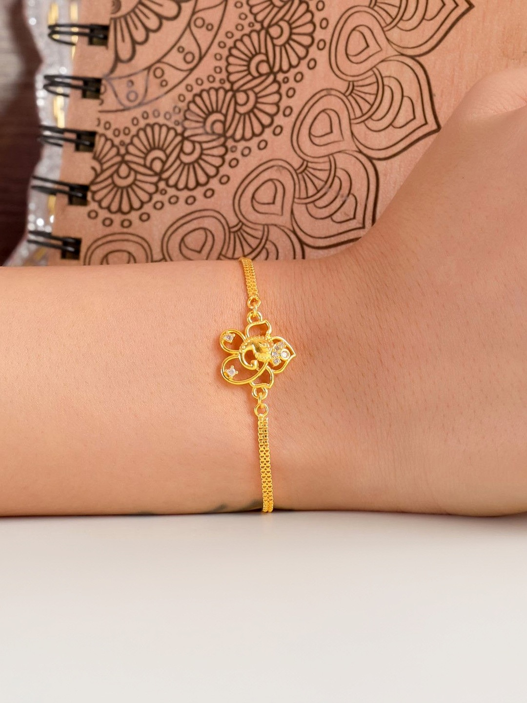 IMITATION BAZAAR Women Gold-Plated Link Bracelet
